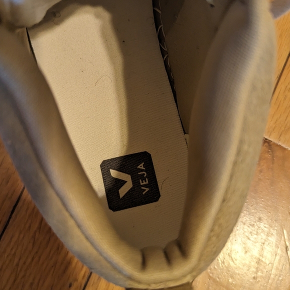 VEJA Men's V-15 Dune High Top Sneakers EU42 US9 - Picture 5 of 7